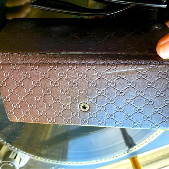 ❣️Beautiful Authentic Gucci Sunglasses and GG monogram Sunglasses Case ❣️ - Picture 9 of 10